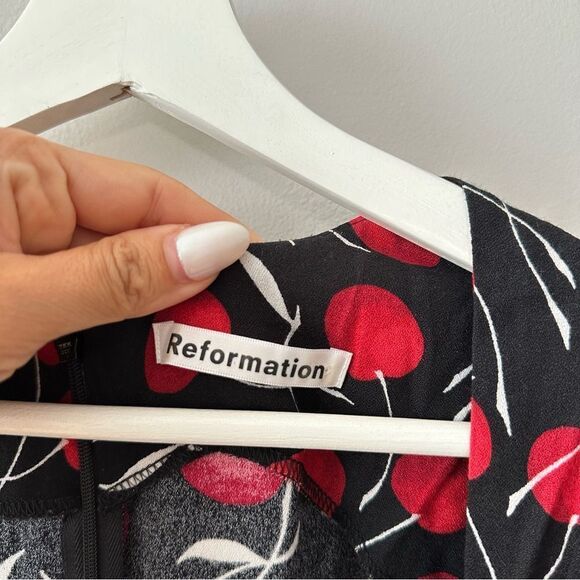 Reformation Lacey Dress Cherry Print - Picture 6 of 9